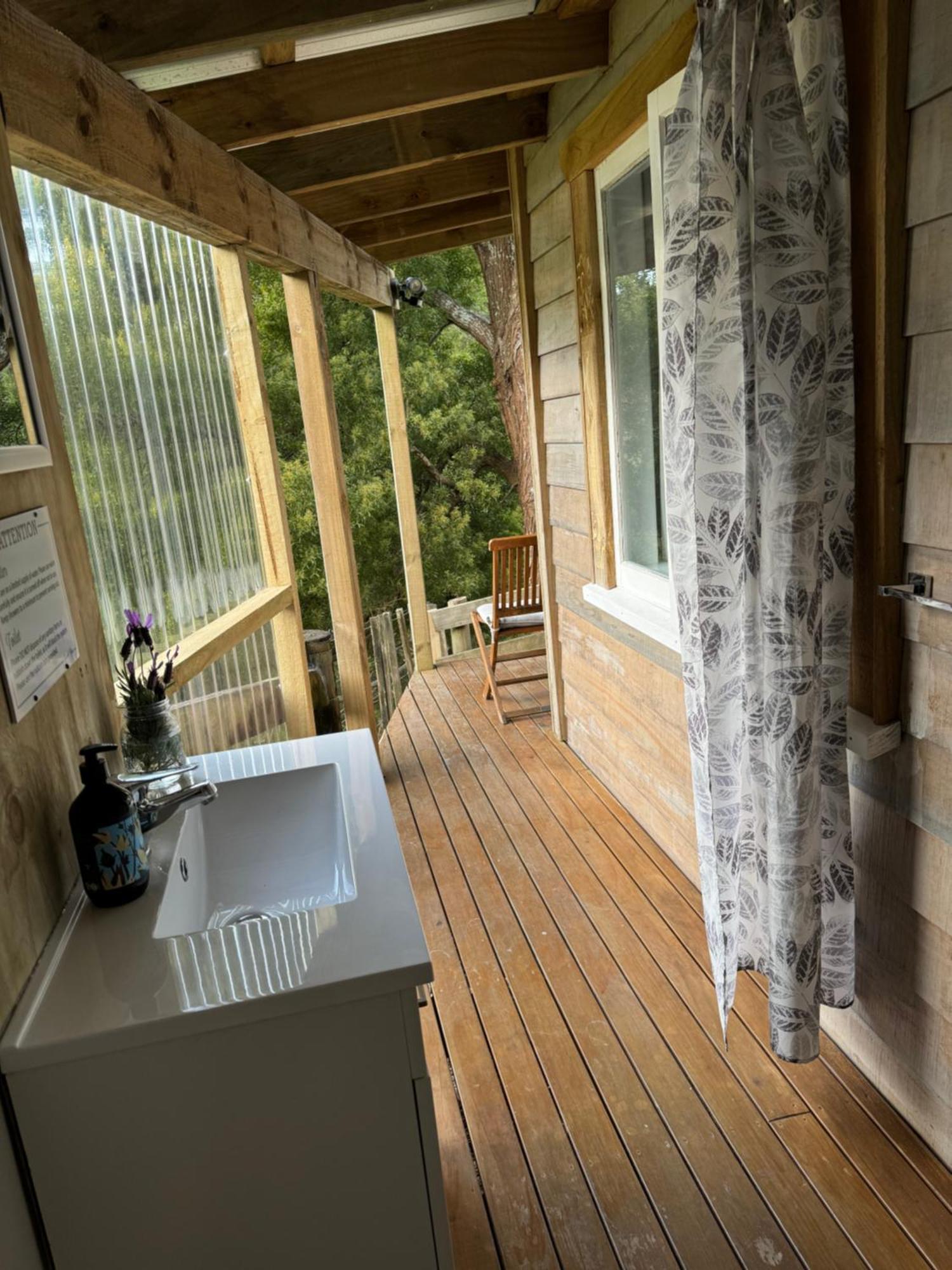 Private Cabin Close To The City Centre Whangarei Extérieur photo